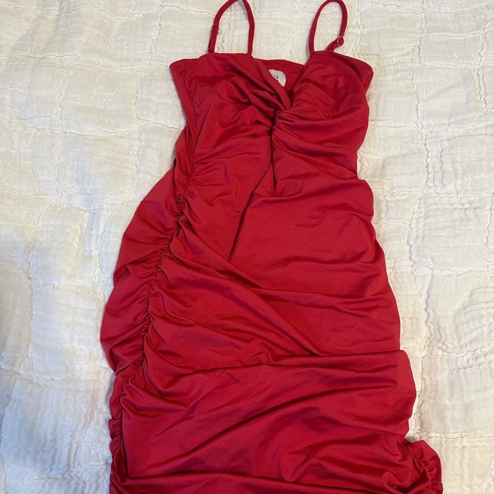 Oh poly dress
